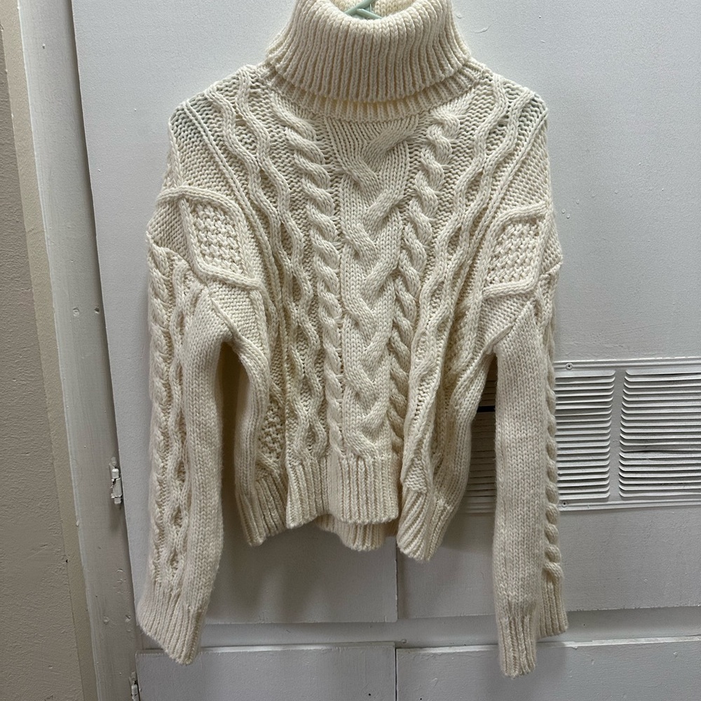 H&M Cream Cable Knit Turtleneck Sweater